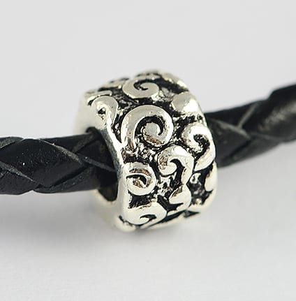 Floral Design Chic Round European Style Silver Metal Bead - H1