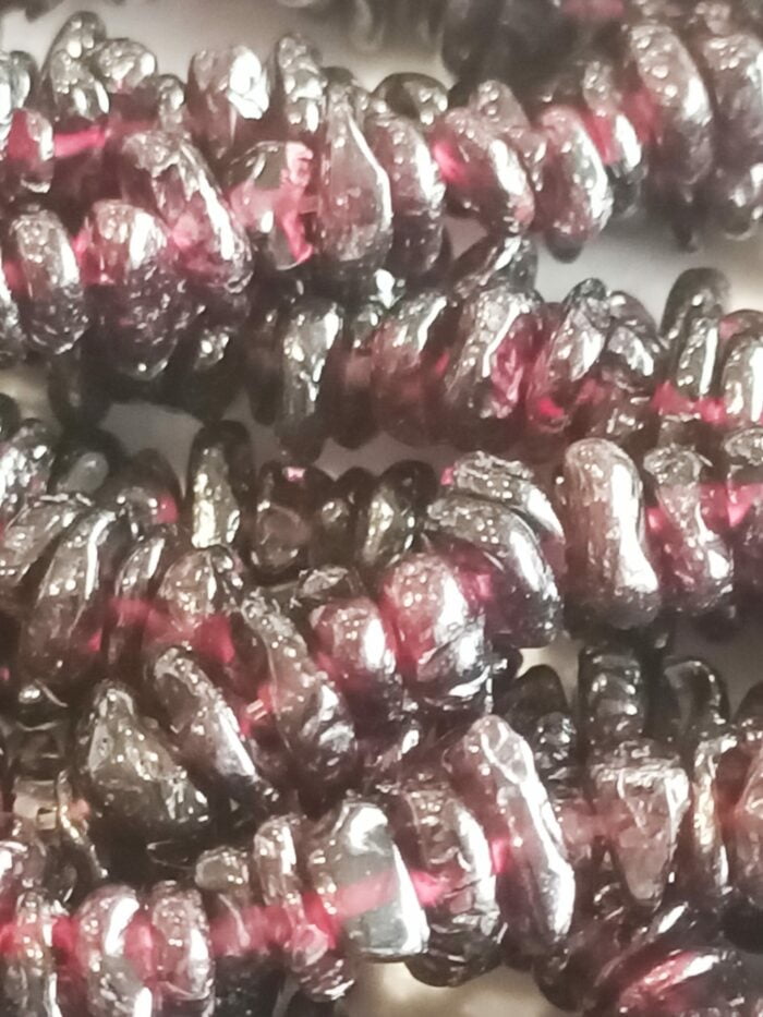 Garnet Chip Stones 