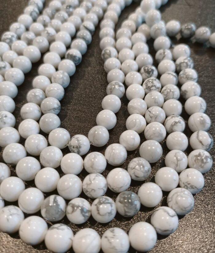 Beautiful White Howlite Gemstones Beads (8mm) - Australia