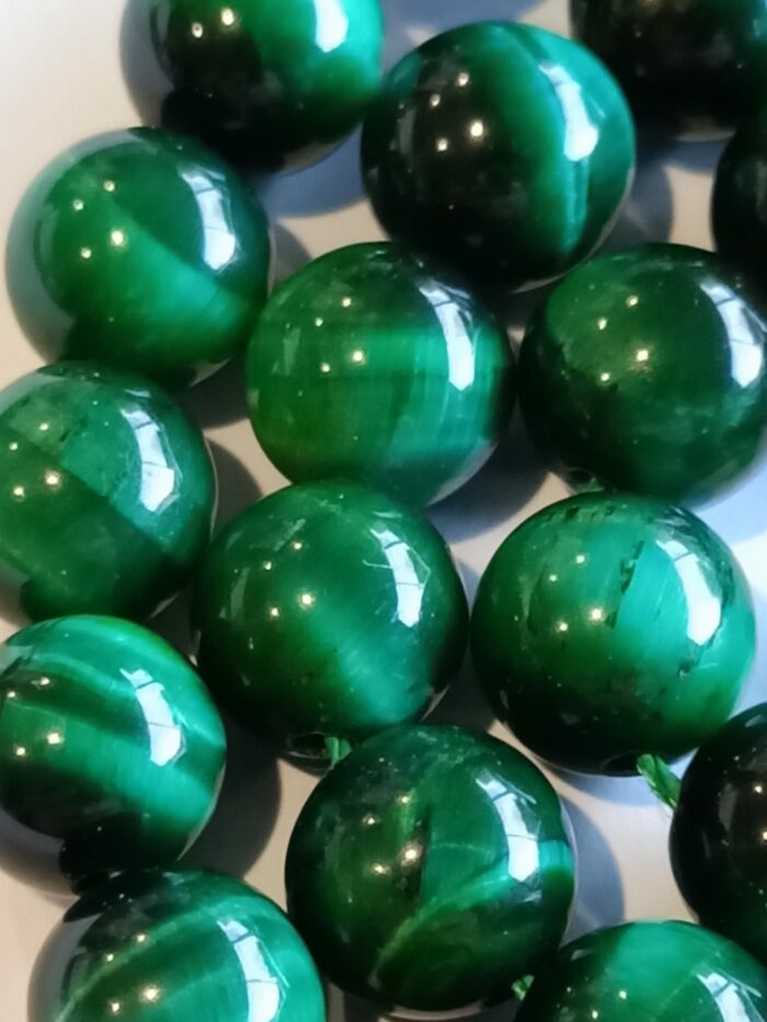 Natural Green Tiger Eye Gemstones