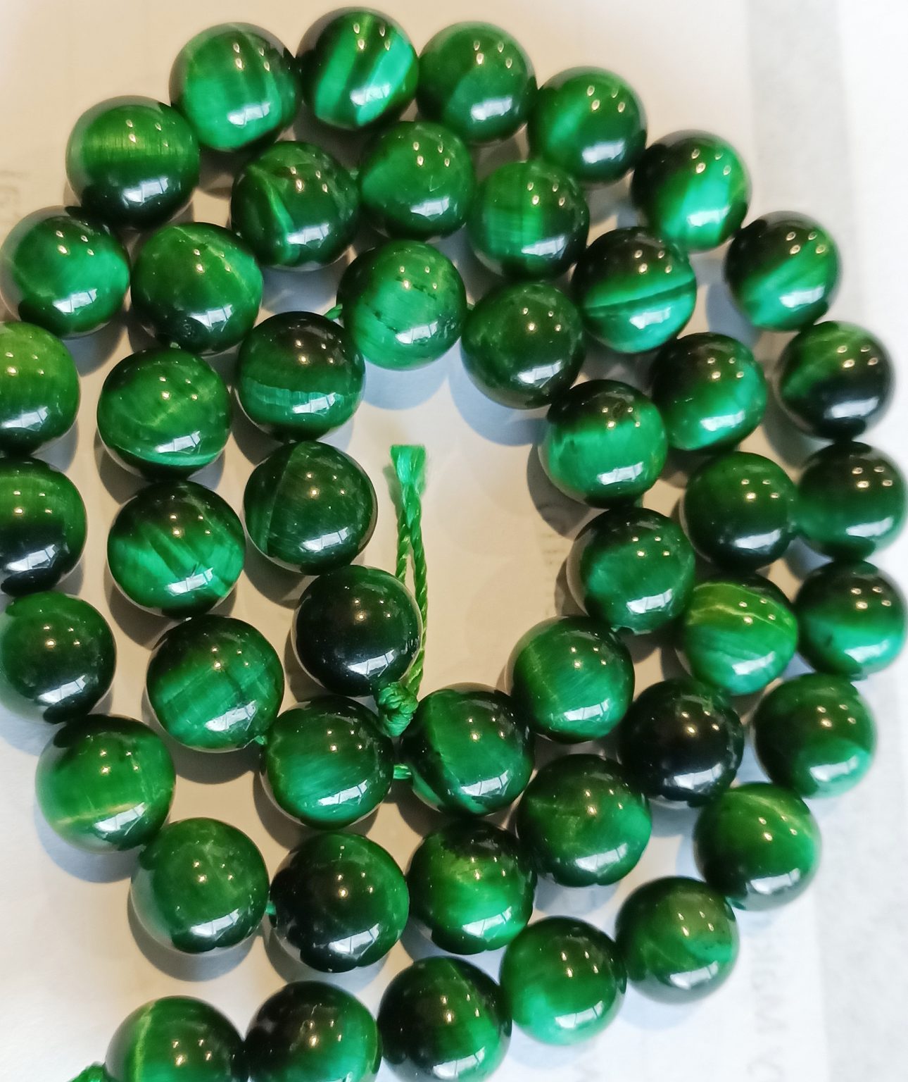 Stunning Shinny Green Tiger Eye Gemstones (8mm)