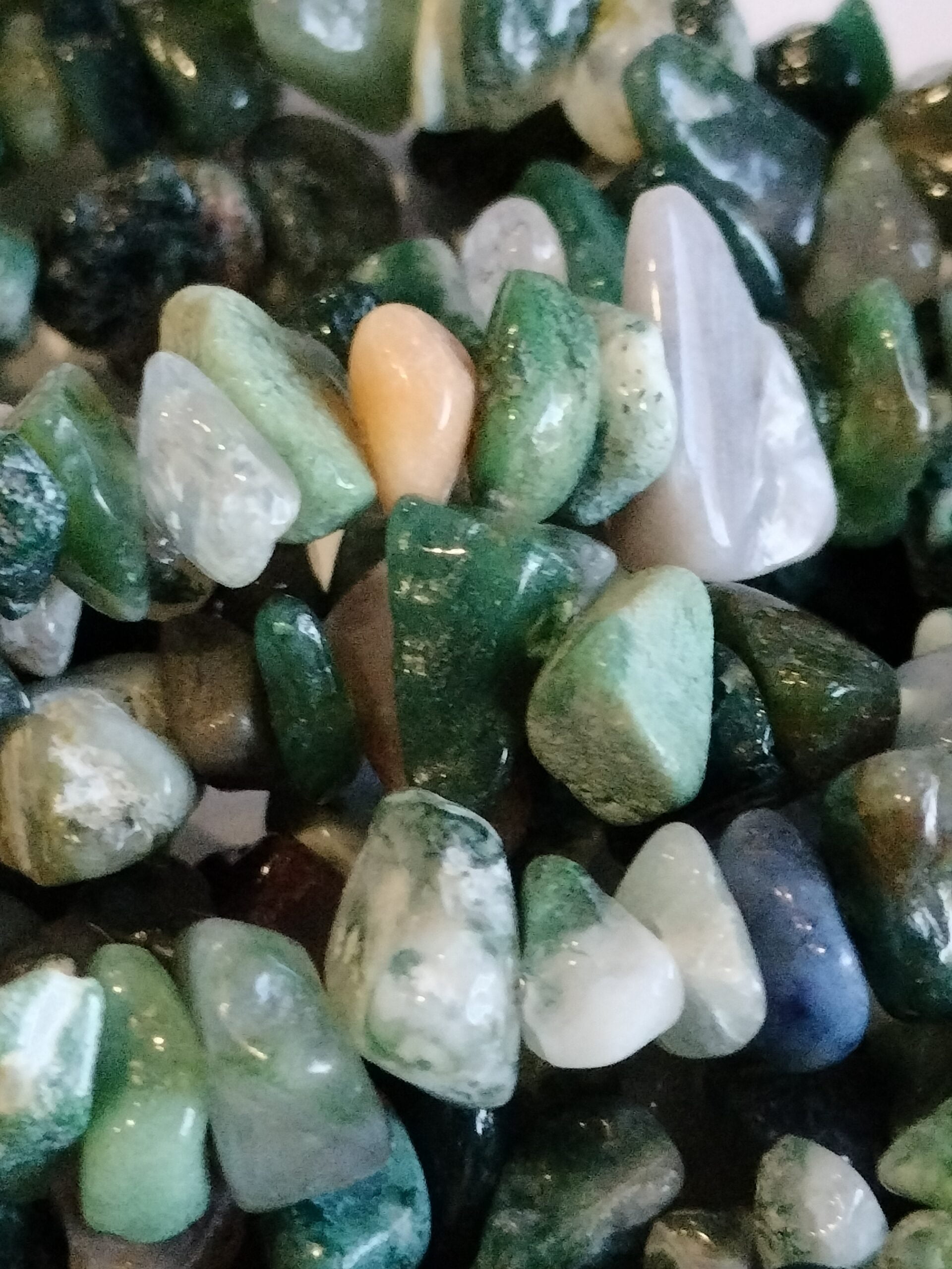 Indian Agate Chip Stones