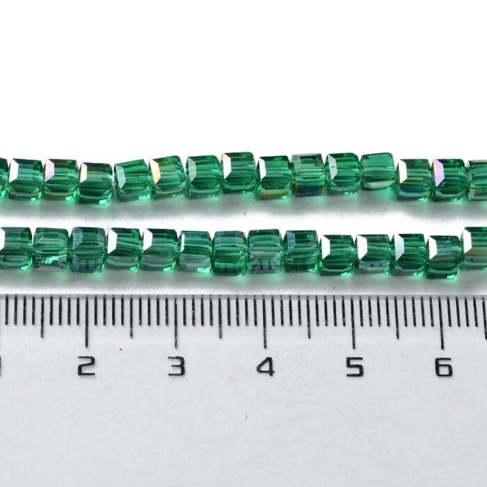 Green Faceted Square Crystal Glass Beads (4 mm)